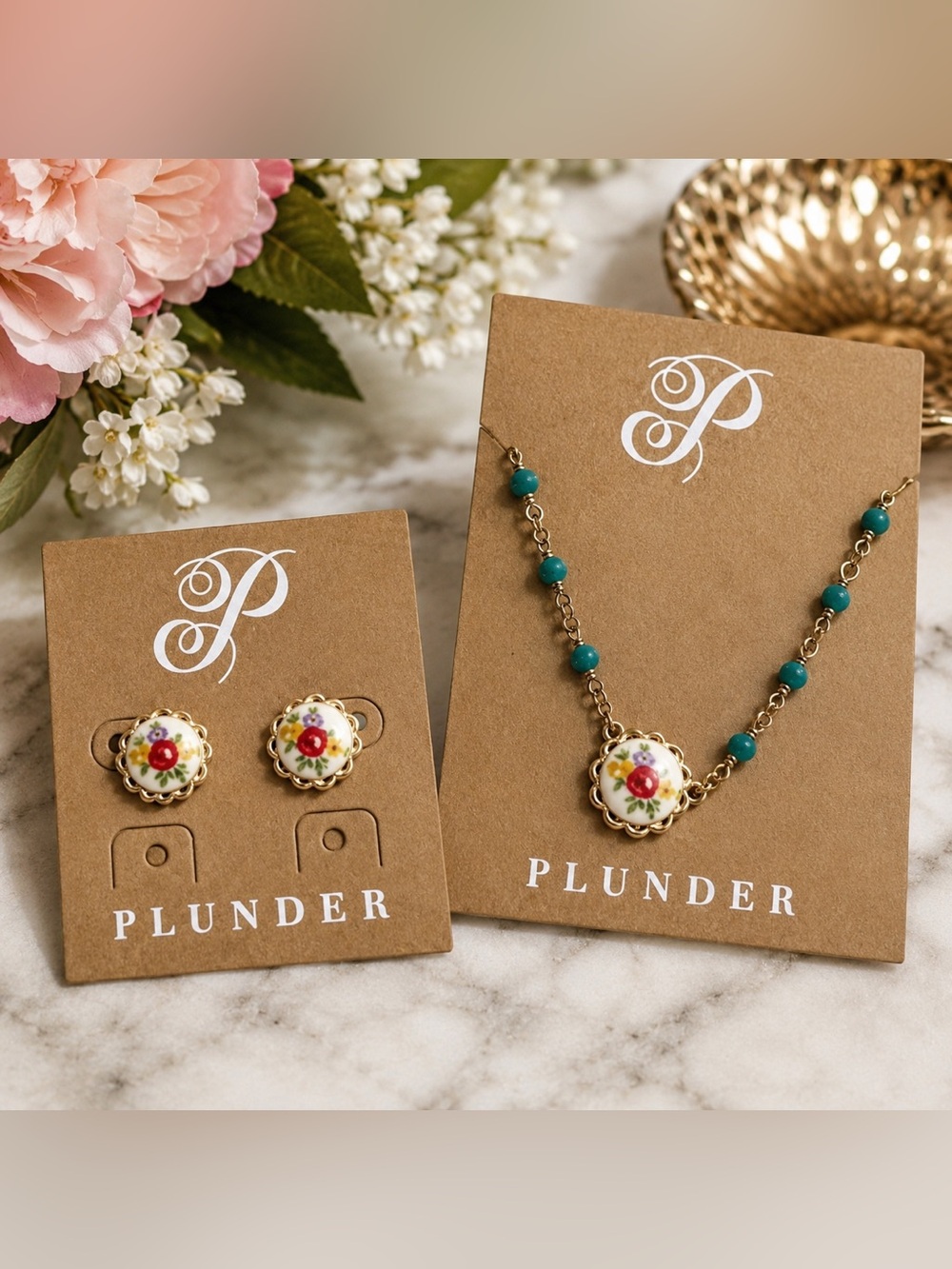 Plunder set Teal Beaded Necklace with Floral Medallion and Matching Earrings